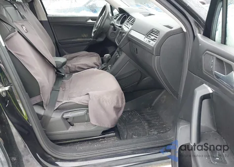 2020 Volkswagen Tiguan 2.0T Se/2.0T Se R-Line Black/2.0T Sel z USA, uszkodzony, nr VIN 3VV2B7AX1LM034135